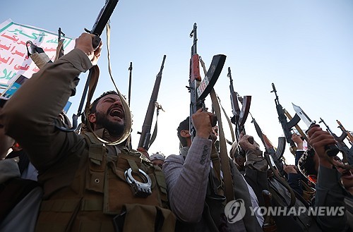 이스라엘 "텔아비브에 예멘발 미사일 공격…주민 10여명 경상"