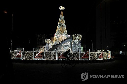 성탄절 앞두고 비극…나이지리아 성당서 10명 압사