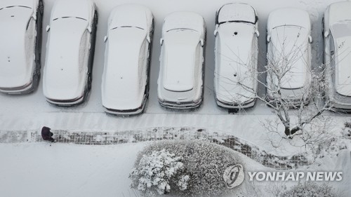 강원 아침 기온 '뚝'…빙판길·도로 살얼음 유의