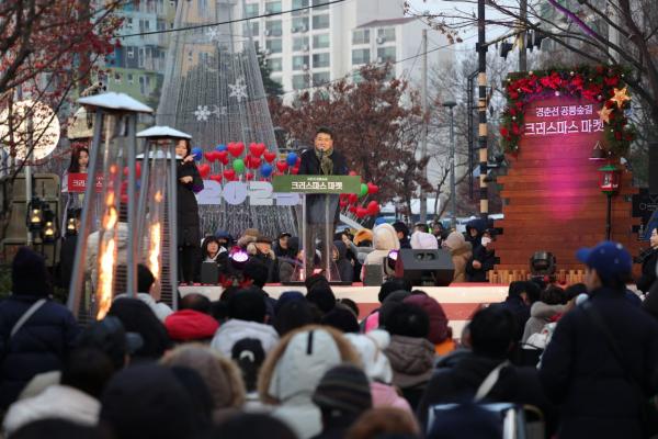 오승록 노원구청장, 경춘선 공릉숲길 크리스마스 마켓 참석