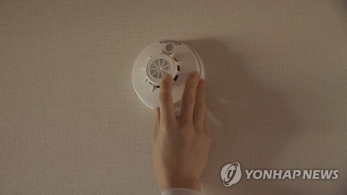 성탄절에 안양 모텔서 일산화탄소 누출…투숙객 2명 부상