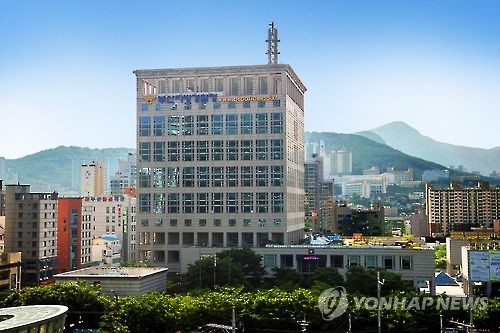 비상계엄 정국에 부산 경찰 간부 단체 골프 의혹…내부 감찰(종합)