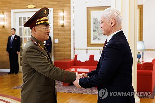 우크라군 "최전선 북한군 보급선 끊겨 식수마저 부족"