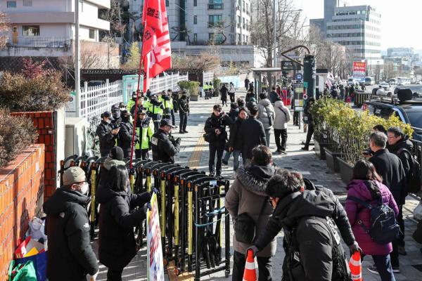 尹 3차 출석 요구 선택한 공수처의 셈법…사실상 '최후통첩'