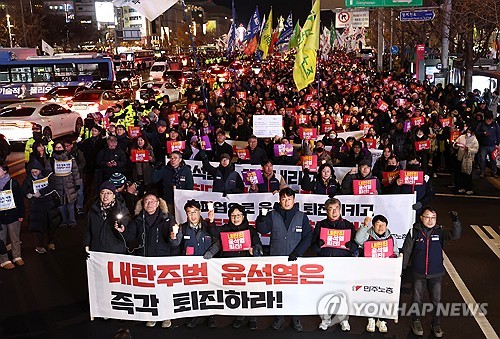 12월 마지막 주말 전국 곳곳서 탄핵 집회…시가지 행진도