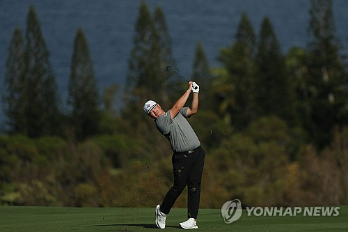 6타 줄인 임성재, PGA 투어 개막전 2R 공동 13위…안병훈 36위