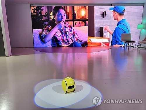 [CES 2025] 출시 예고한 삼성 '볼리'…AI 로봇 대전 본격화(종합)