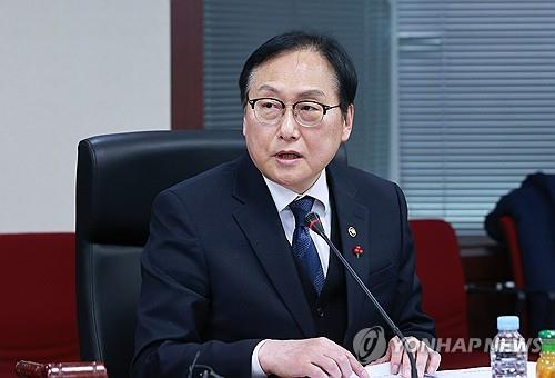 통상본부장 "미 보편관세 여러 시나리오 대응방안 준비"