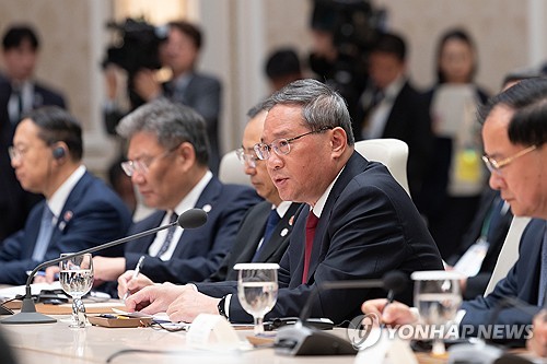 中총리, 北 새 총리에게 임명 축전…"친선 발전 추동용의 표명"