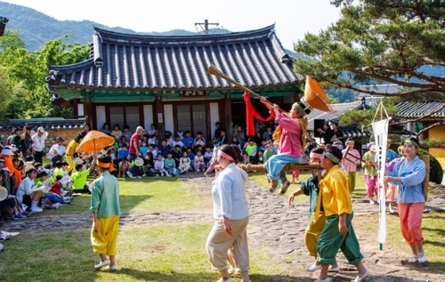 밀양아리랑 예술단, 2년 연속 '지역 예술단체 지원사업' 선정