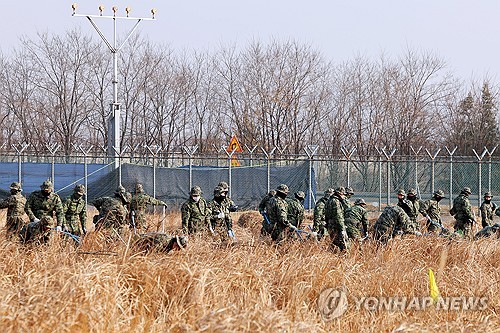 제주항공 유족, 조사 참여 요구…국토장관 "국제기준 맞춰 검토"(종합)