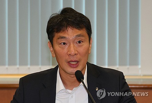 이복현 "상장폐지 목적 공개매수 증가…일반주주 보호 미흡"