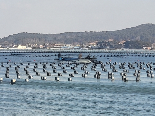 완도해경, 보호수역서 무면허 양식장 운영 적발