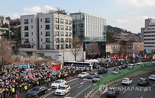 국가기록원, 계엄 기록물 폐기 금지 결정…공수처 요청 36일만