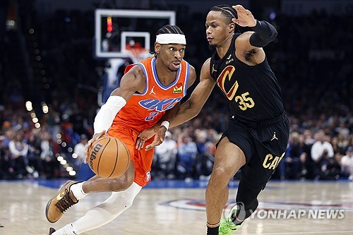 오클라호마시티, NBA 동·서부 선두 맞대결서 클리블랜드 완파