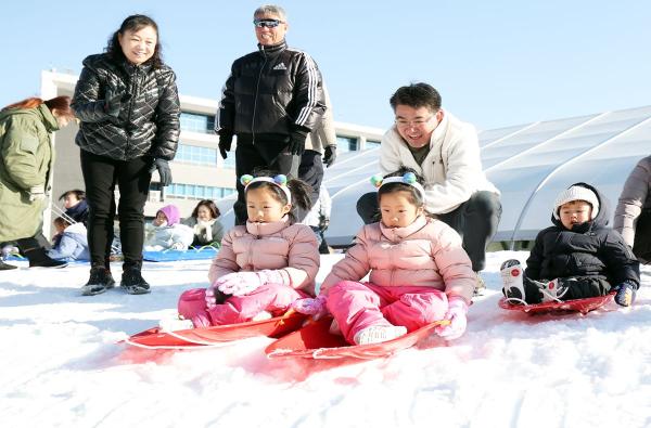 '노원 씽씽눈썰매장' 한달간 7만8000여명 찾아 '인기'