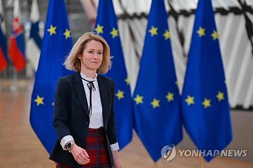 EU, 시리아 제재 완화 로드맵 합의…"일부 제재 1년 유예"