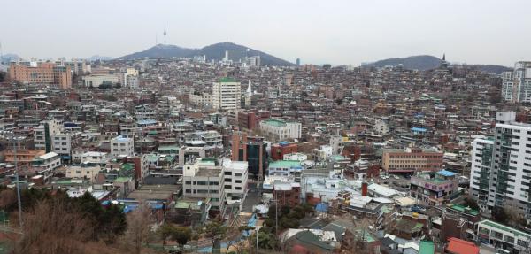 "고시텔 살아요" 허위로 공공임대주택 임대 받은 일당, 징역형