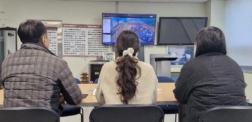 "설날에도 따오기 지킨다" 창녕 공무원들, 합숙 근무 '헌신'