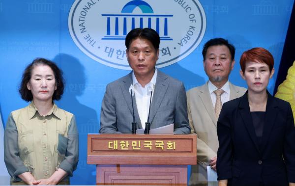 野 "지역화폐, 전통시장에 활력 불어넣어"…추경 촉구