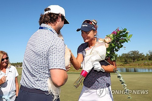 은퇴한 LPGA 장타자 톰프슨, 2월 윤이나 데뷔전에 출전