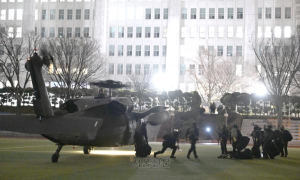 尹측 “계엄군 동원은 상식…종북세력 눈 감더니 재앙인 양 흥분”