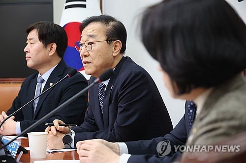 野, '李 여야정협의체 참여' 與요구에 "추경 의지 표현이 우선"