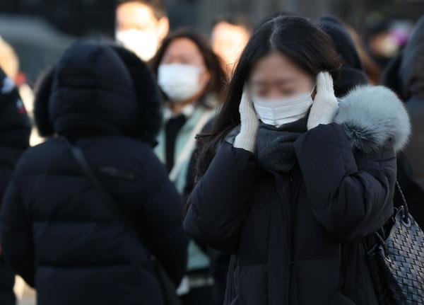 [날씨]내일도 강추위, 전국 '꽁꽁'…6일까지 영하 10도 이하