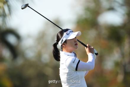 윤이나 LPGA 데뷔전 첫날 3오버파 공동 72위 부진, 임진희 공동 3위