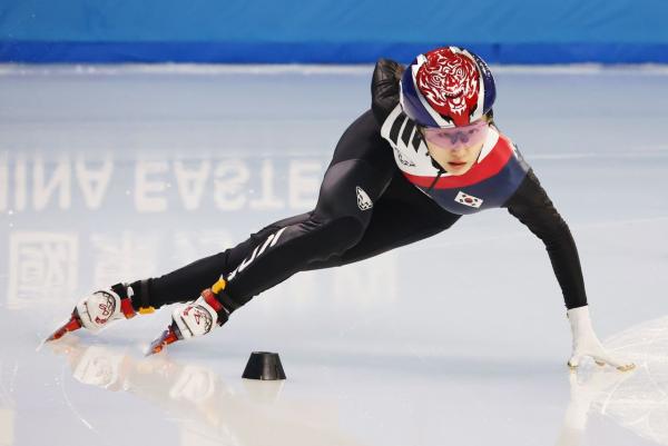 韓 쇼트트랙 女500m 금은동 싹쓸이…최민정 사상 첫 金(상보)