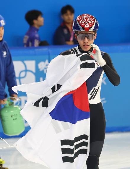 박지원·장성우, 쇼트트랙 500m 은메달·동메달…‘中귀화’ 린샤오쥔 눈물의 금메달 [하얼빈 AG]