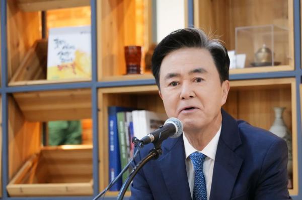 김태흠 지사 “헌재 이념으로 기울어져 공정한 판단 내릴지 의심”