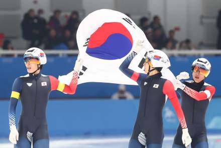 빙속 남녀 팀 추월 은메달→이승훈, 김동성 넘어 AG 최다 메달리스트 [하얼빈 AG]