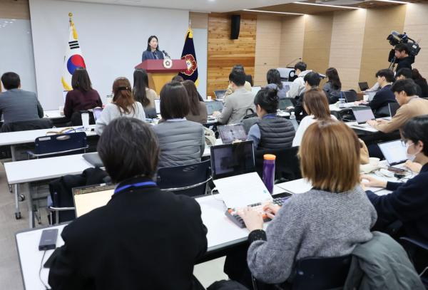 헌재 "尹탄핵심판 추가 기일 '미정'…증인 채택 여부도 아직"