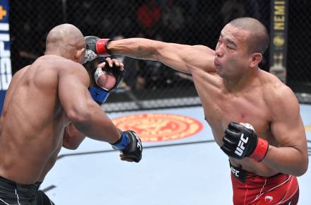 UFC ‘로보캅’ 호드리게스, ‘킬러 고릴라’ 캐노니어 상대로 TOP10 진입 도전