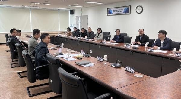 국립군산대와 전북테크노파크가 도내 제조업 혁신을 위한 스마트팩토리 핵심인력 양성에 박차를 가하기로 하였다. (사진=국립군산대)