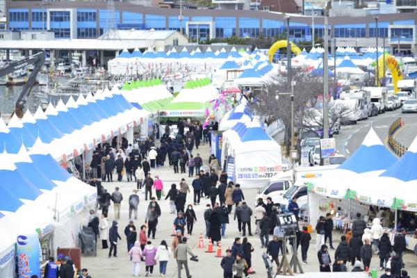 경북 울진군 ‘울진대게와 붉은대게 축제’ 전경. 울진군 제공