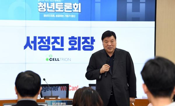 서정진 셀트리온 회장, 모교 건국대서 졸업식 축사