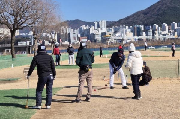 파크골프  총상금 2억대회 등장.... 프로골프 뺨친다