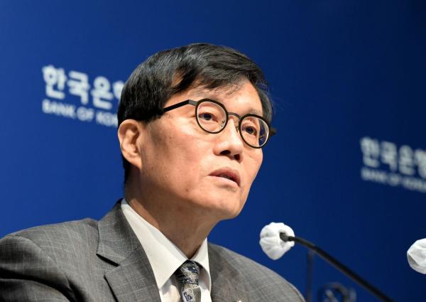 성장률 1.5%·올해 인하 2~3회…2월 금통위 담긴 메시지는(종합2보)