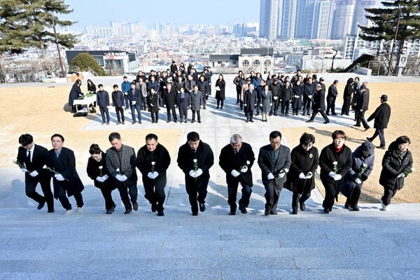 군위군, 대구 앞산 충혼탑서 ‘군부대 이전 기원’ 행사 열어