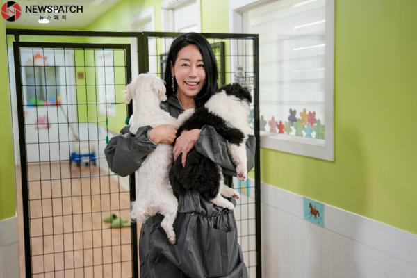 [NP포토]민도히, 유기견 보호소 봉사로 선한 영향력 실천 앞장서