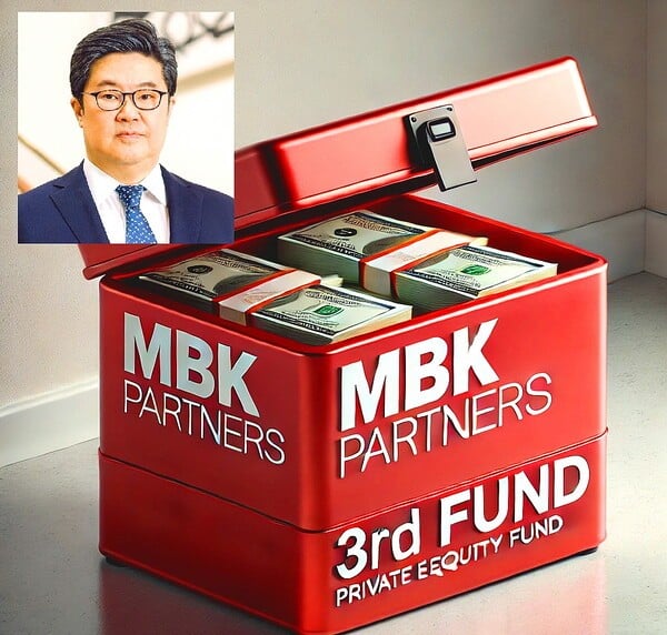 MBK 홈플 먹튀 논란 증폭 "김병주 사재까지 갈 필요도 없어…3호펀드 7조 이익 꺼내라"