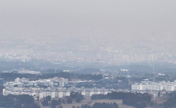 [오늘(13일) 날씨] 전국 황사·미세먼지…마스크 쓰세요