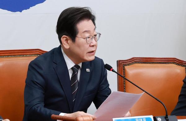 정성호 "이재명, 정치보복의사 전혀 없다…與, 뭐가 두렵나"