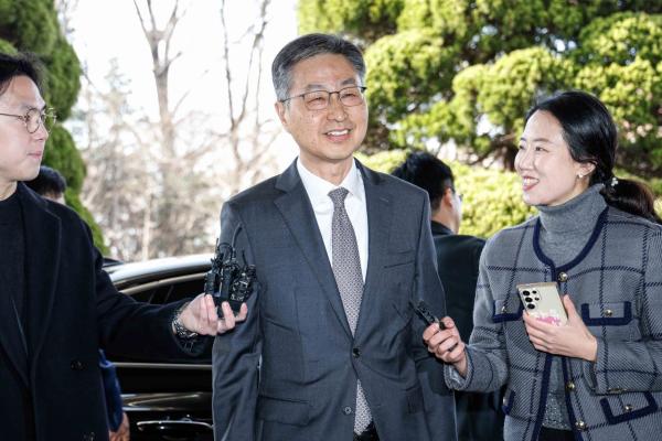 민주당 "중요한 것은 尹 파면하는 것…탄핵 남발 아냐"