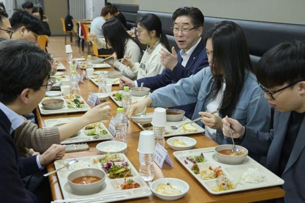 고려대는 3년째…올해 '천원의 아침밥' 200개 대학서 제공