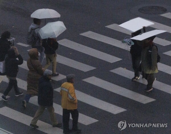 [내일(15일) 날씨] 전국 '흐림' 남부지방 비…낮 최고 16도