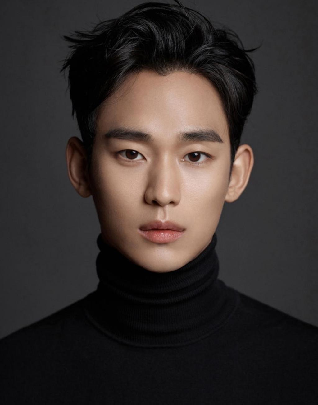 ⓒ김수현 프로필