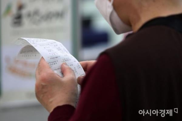 [뉴스속 용어]가격은 그대로, 양은 푸짐하게…'역슈링크플레이션' 확산